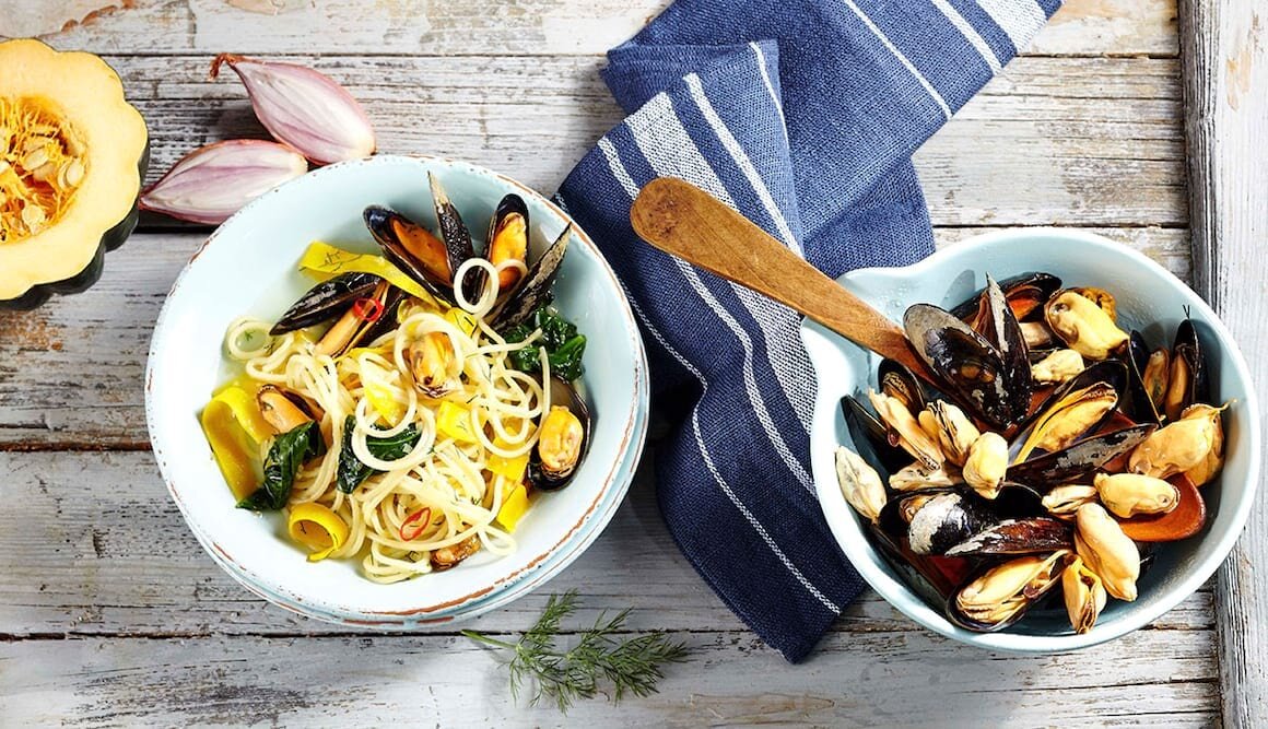 Spaghetti mit Miesmuscheln, Kürbis und Spinat