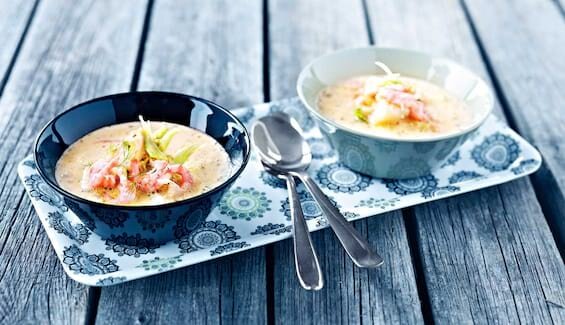 Fischsuppe mit Fenchel und Garnelen