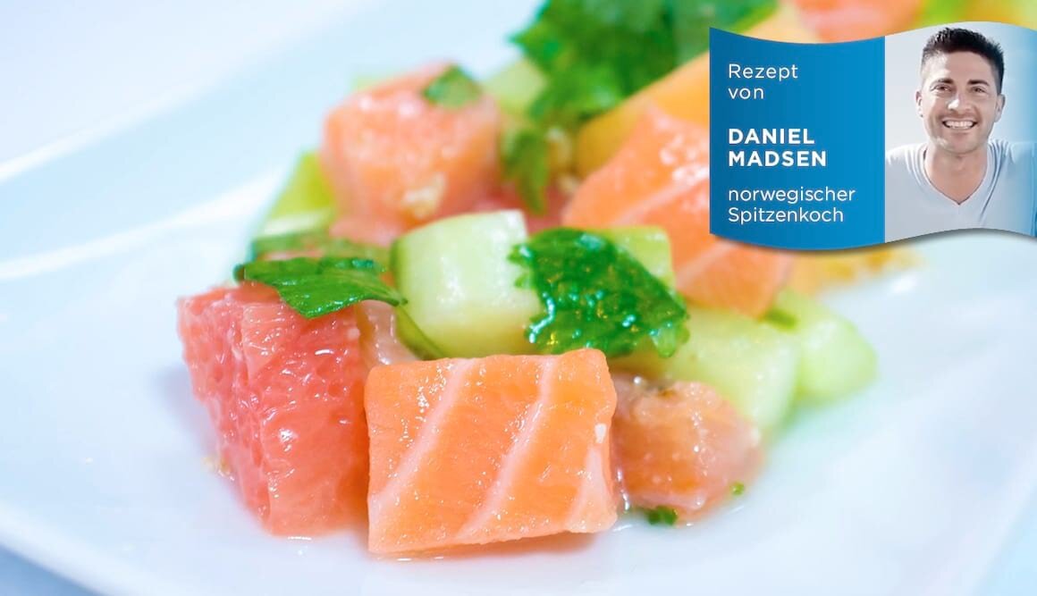 Salat vom norwegischen Lachs, Melone und Pampelmuse