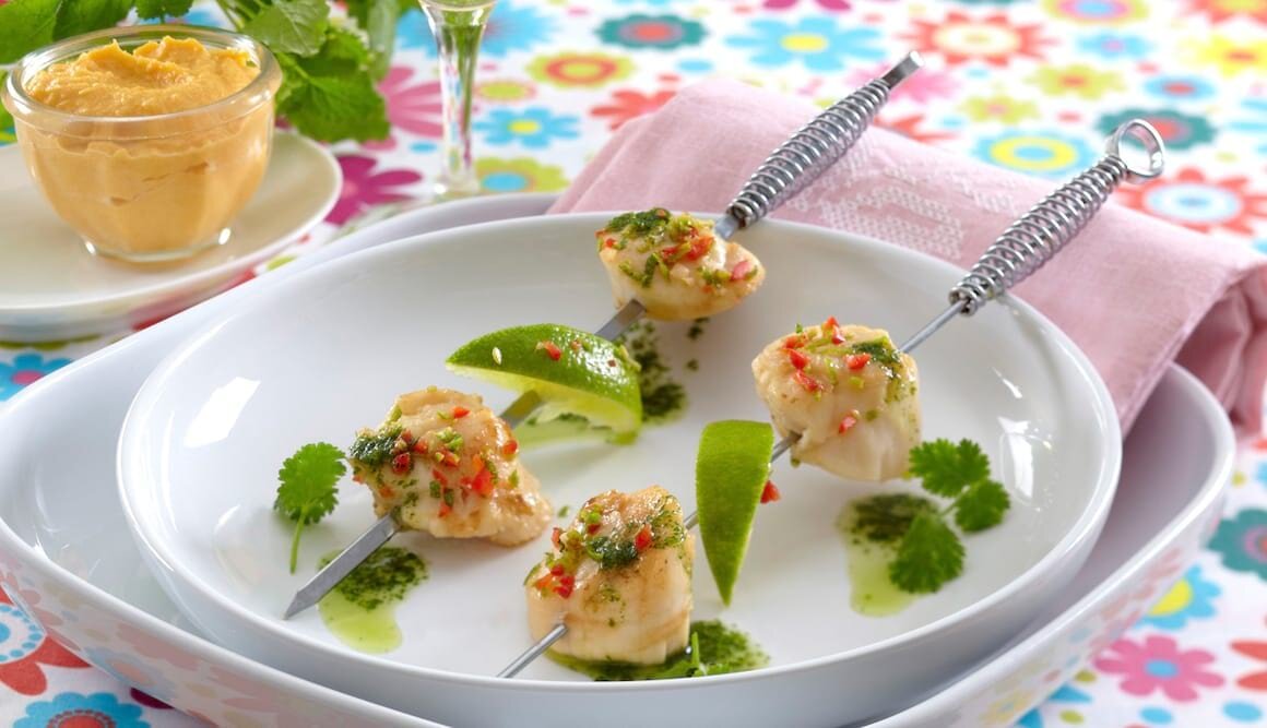 Frische Jakobsmuschel gebraten in Korianderöl