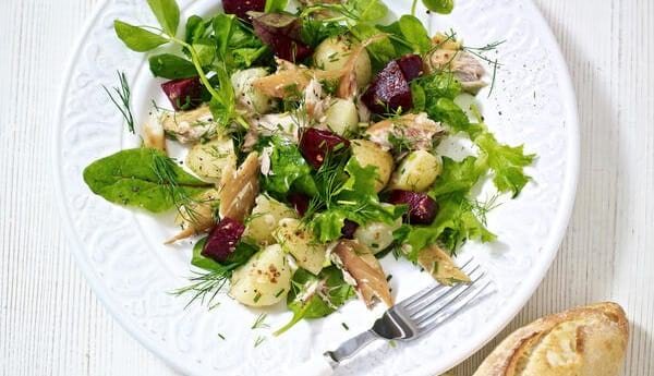Makrelensalat mit Kartoffeln und Roter Bete