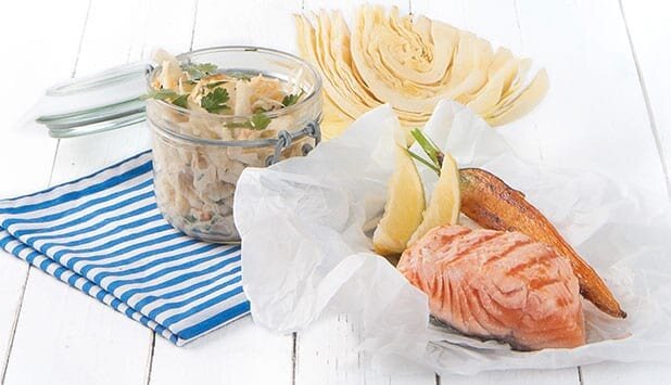 Grill-Lachs mit Weißkohl-Möhren Salat