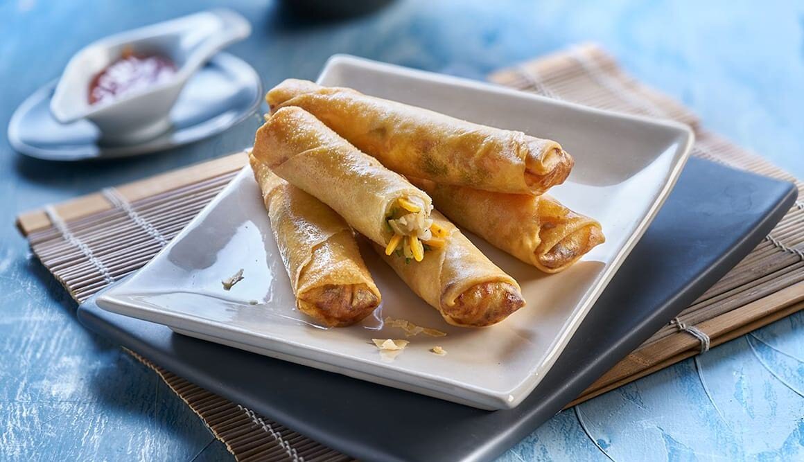 Frühlingsrollen von Lodde und Sojasprossen