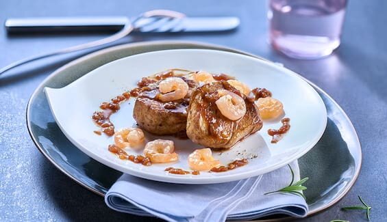 Surf & Turf von Eismeergarnelen und Kalbsfilet