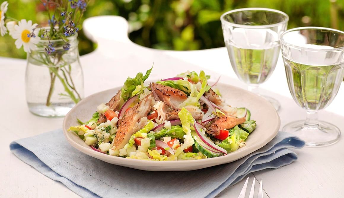 Gegrillte Makrele auf Quinoasalat