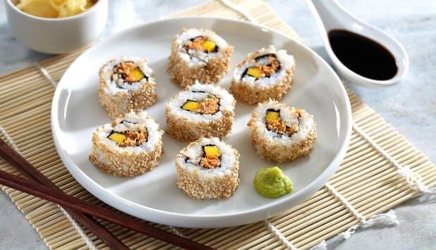 Ura-Maki mit Krebsfüllung