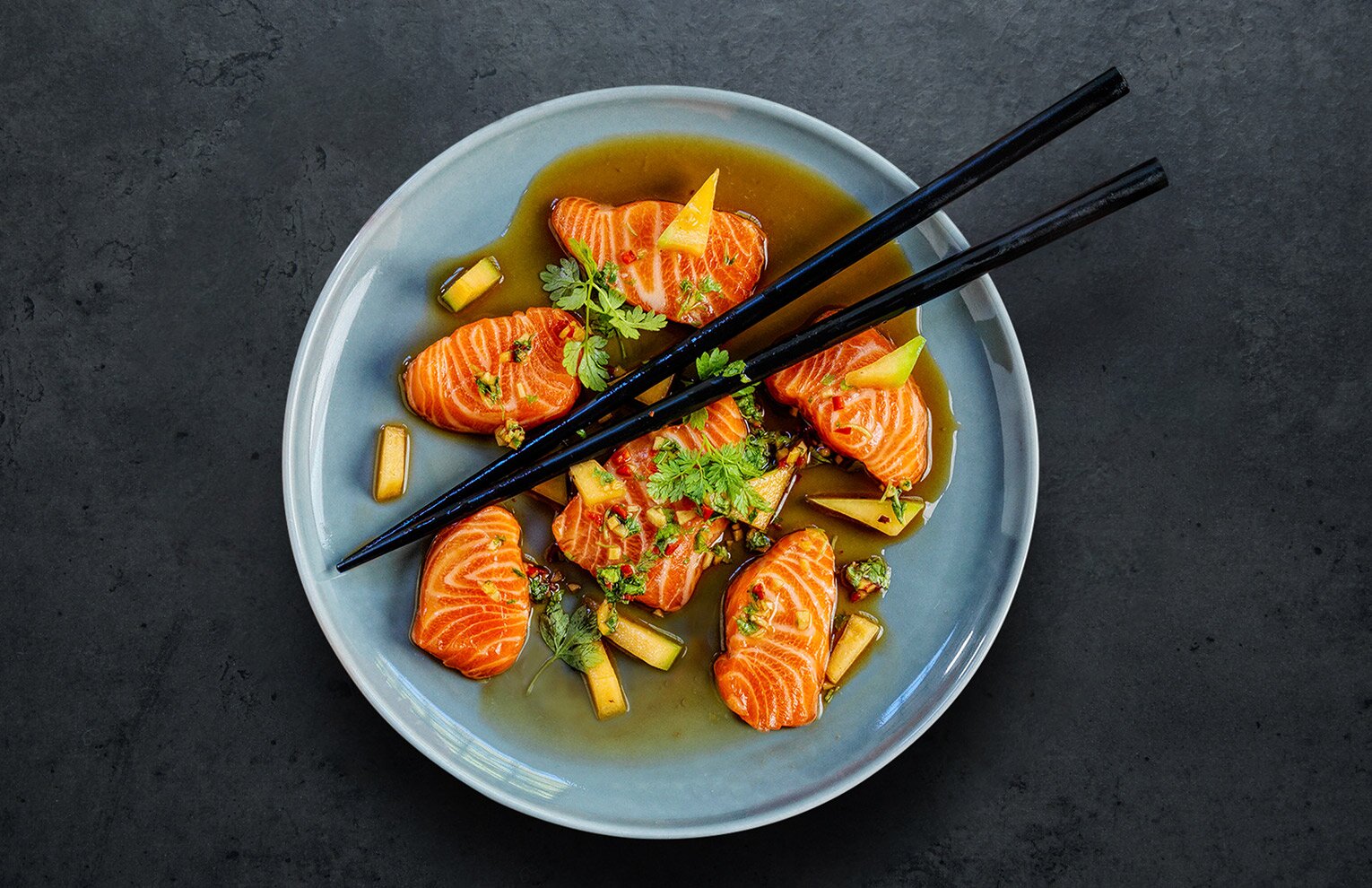 Fjordforellen-Sashimi mit Ponzu-Sauce
