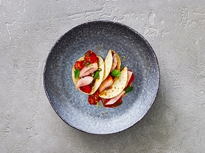 Herings-Taco mit Tomatensalsa