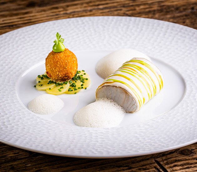 Seelachs "blau und gebacken" mit Kartoffelsalat von der La Ratte