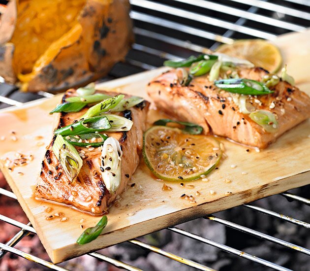 Grillen wie die Norweger - Lachs auf der Holzplanke