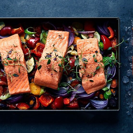 Norwegischer Lachs mit Gemüse-image